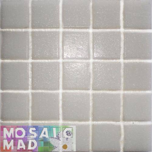 Riverglass 20mm x 20mm x 4mm - OFF WHITE