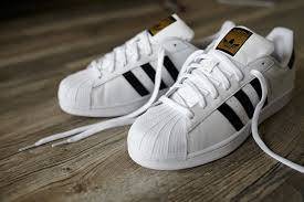 ADIDAS SUPERSTAR