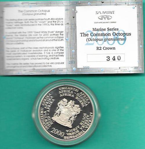 2000 R2 CROWN MARINE SERIES THE COMMON OCTOPUS NO 340 IN BLUE BOX SEE PER SCAN