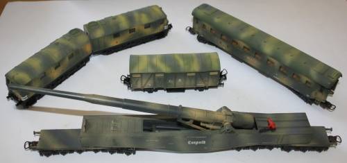 LIMA HO SCALE GERMAN WW2 MILITARY GUN TRAIN.  SEE DESCRIPTION