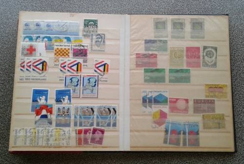 STUNNING NETHERLANDS BULK COLLECTION IN A 32 PAGE A5 ALBUM. FINDS POSSIBLE !!!