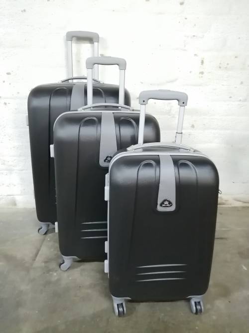 ****BLUE STAR****Set of 3 Lightweight Travel Luggage Bags - Universal Wheels - (Black)