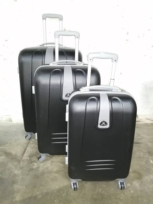 ****BLUE STAR****Set of 3 Lightweight Travel Luggage Bags - Universal Wheels - (Black)