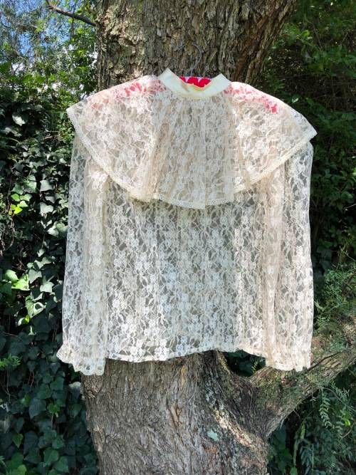 Vintage Lace Long Sleeve Top