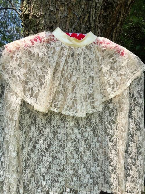 Vintage Lace Long Sleeve Top