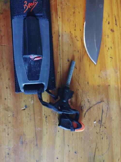 Gerber survival knife