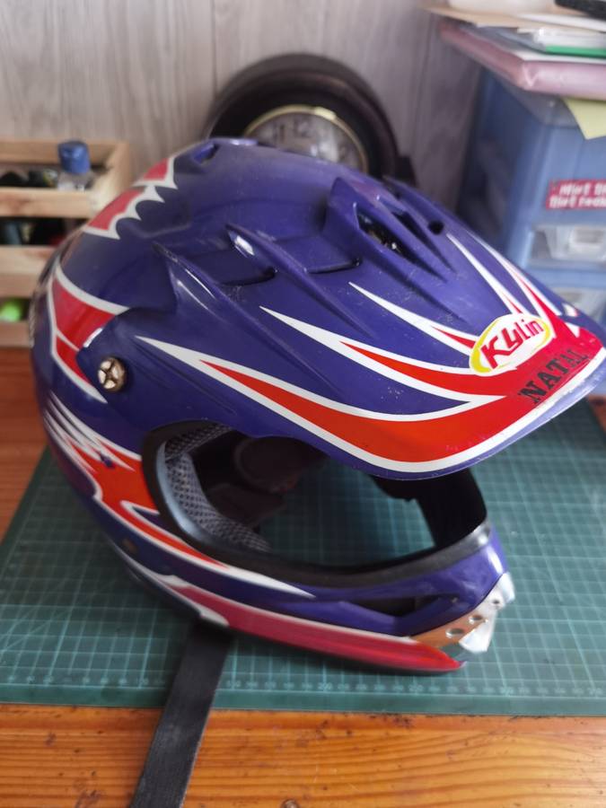 Motorcycle helmet Kylin Medium