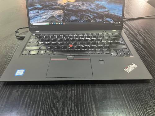 **Lenovo Thinkpad X1 Carbon**7th Gen i7**16gb DDR4**512Gb NVME SSD**14" FULL HD**BACKLIT KB**