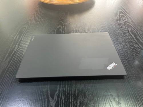 **Lenovo Thinkpad X1 Carbon**7th Gen i7**16gb DDR4**512Gb NVME SSD**14" FULL HD**BACKLIT KB**