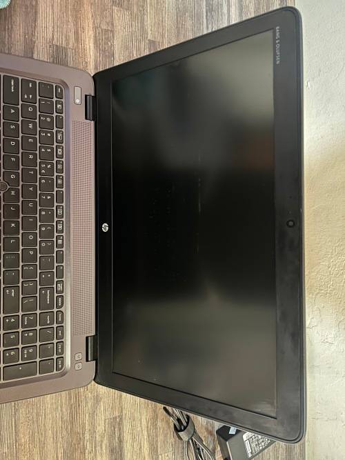 **Gaming/Engineering**HP Zbook 15u G4**7th Gen i7**256GB SSD+ 500GB**FULL HD**16GB DDR4**AMD FIREPRO
