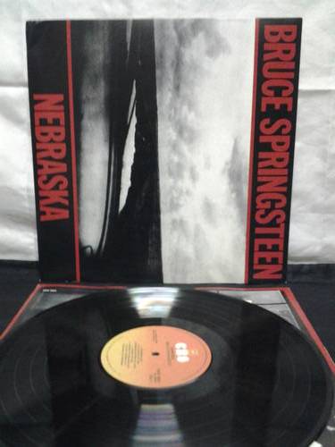BRUCE SPRINGSTEEN -NEBRASKA Oiginal LP/VINYL/RECORD Made in USA in 1982 By CBS RECORDS