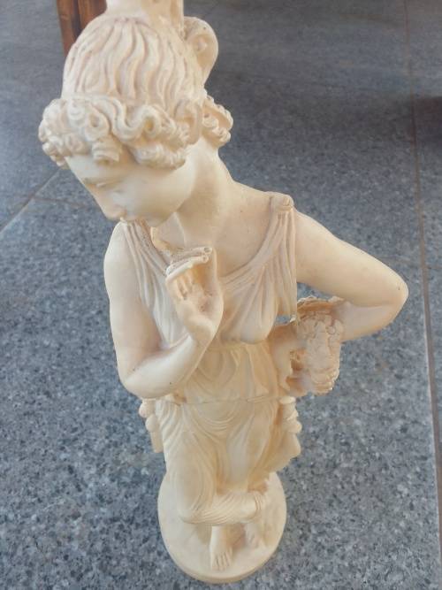 Female statue 2