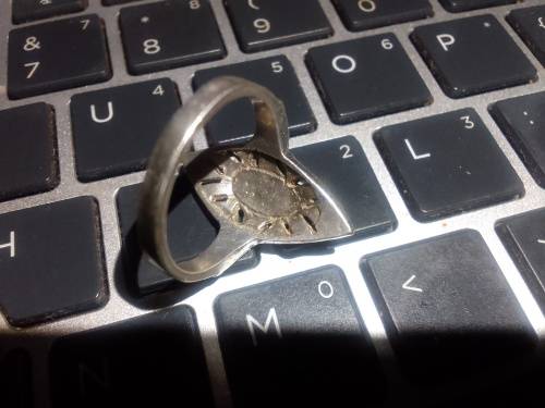 Sterling silver ring. Size P1/2. Must be seen