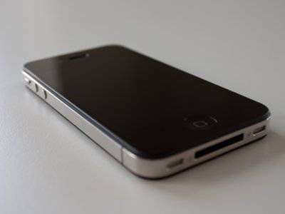 Iphone 4S 16GB. Perfect condition. (Black)