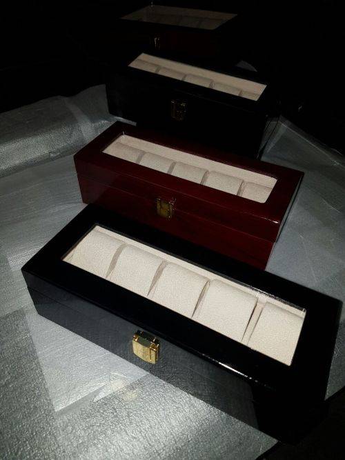 Luxury 5 Slots Black Wooden Watch box