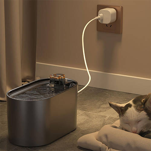 Pet Automatic Drinking Bowl Suitable For Cats, Dogs And Small Pets, Easy To Clean