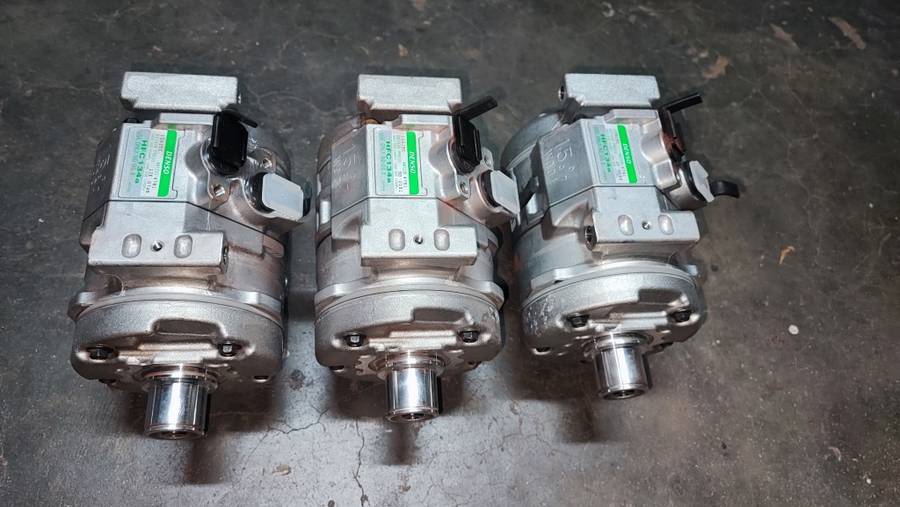 Denso 10s15C Aircon Compressor x 3, bid on lot