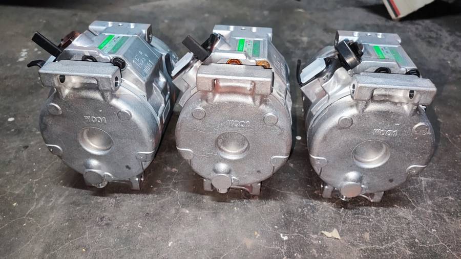 Denso 10s15C Aircon Compressor x 3, bid on lot
