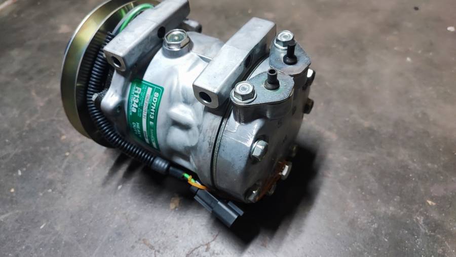 Heavy duty Sanden SD7H13 aircon compressor