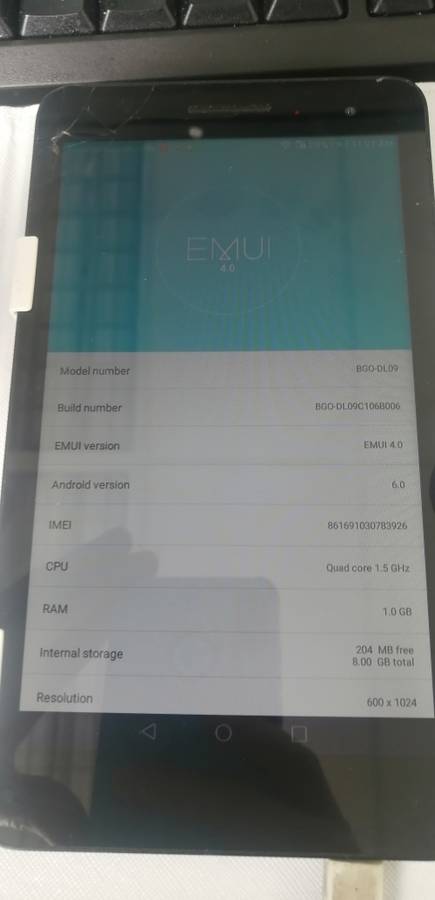 Huawei MediaPad T2 7.0 with case and keybard