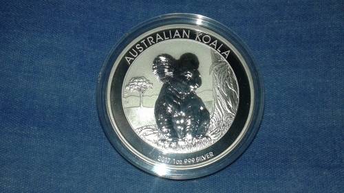2017 AUSTRALIAN SILVER KOALA 1oz FINE SILVER COIN IN CAPSULE