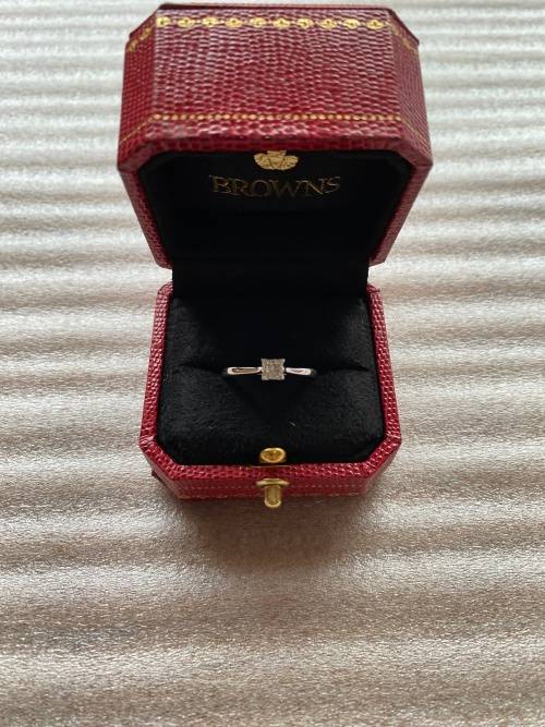DIAMOND RING - AUTHENTIC BROWNS PROTEA PRINCESS SOLITAIRE DIAMOND RING
