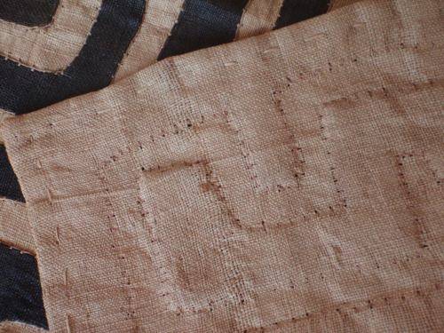 KUBA CLOTH - GENUINE HAND MADE, INVESTMENT ITEM. IN VERY GOOD  CONDITION - AFRICAN DECOR!