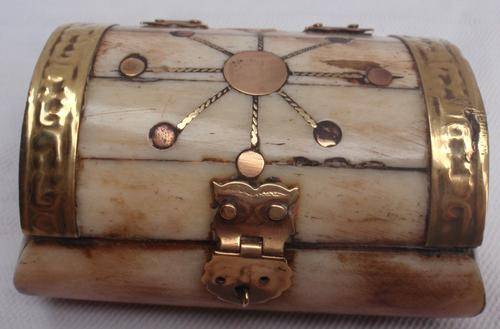 FASCINATING BONE & BRASS LAMINATED MIDDLE EASTERN MINI CHEST - SEE DETAIL