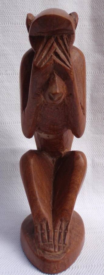 BEAUTIFUL AFRICAN CARVING - `SEE NO EVIL` ONLY SURVIVING MEMBER OF HIS TROOP!!!
