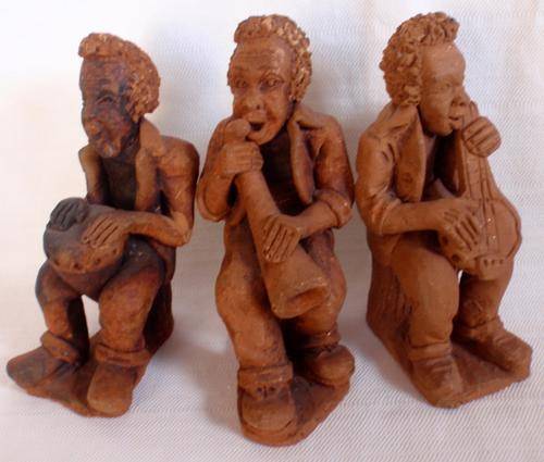 AFRICAN HANDMADE FROM TERRACOTA - TOWNSHIP MUSICIANS - COLLECTABLE!!!