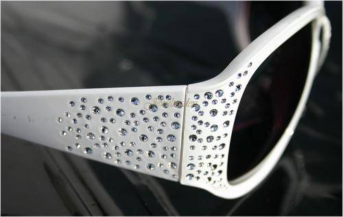 "STUNNING" WHITE Diamante Detailed FASHION Sunglasses