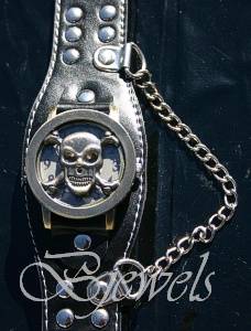 JT **RARE** Skull & Crossbone Watch from USA SILVER as seen in Army Wifes