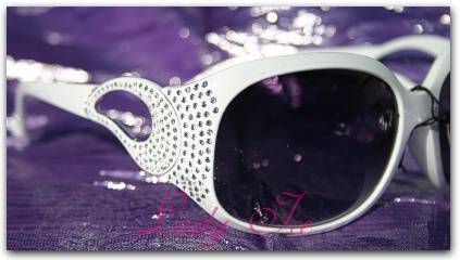 "FREE SHIPPING" White Diamante FASHION Sunglasses