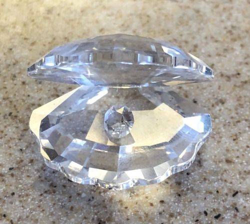 Swarovski Crystal Oyster With Crystal Pearl Clam Shell #
