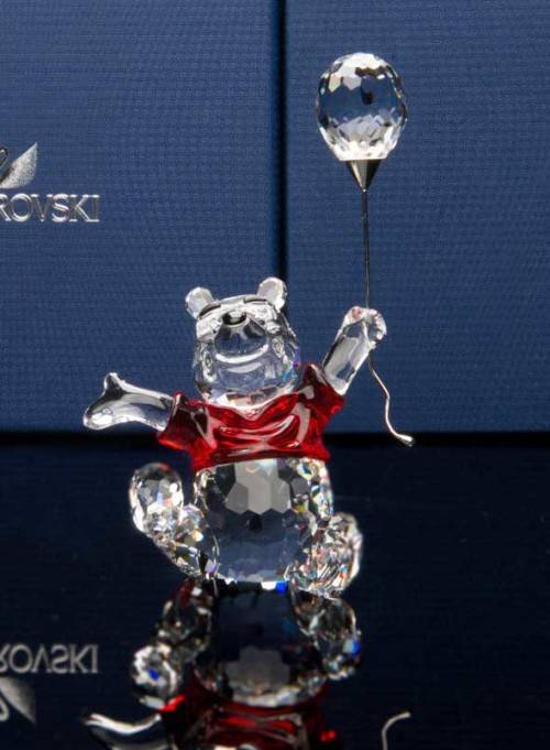 SWAROVSKI SILVER CRYSTAL "WINNIE THE POOH" 905768