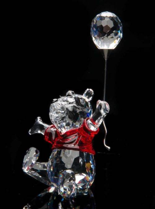 SWAROVSKI SILVER CRYSTAL "WINNIE THE POOH" 905768