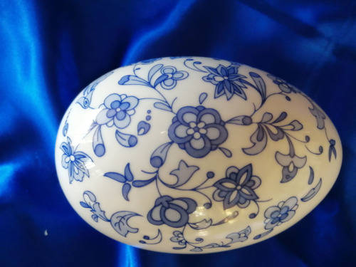 MADE IN ENGLAND Exquisite Egg-Shaped, Porcelain Trinket Box  #