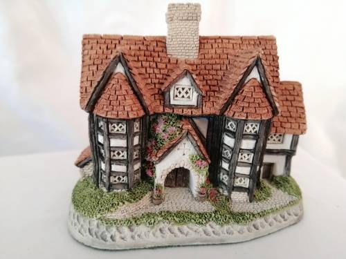 Miniature House -  Shirehall  David Winter