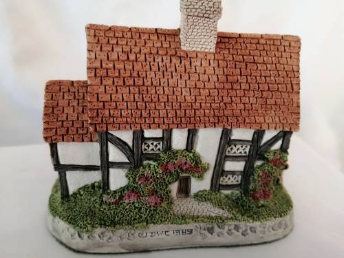 Miniature House -  Shirehall  David Winter