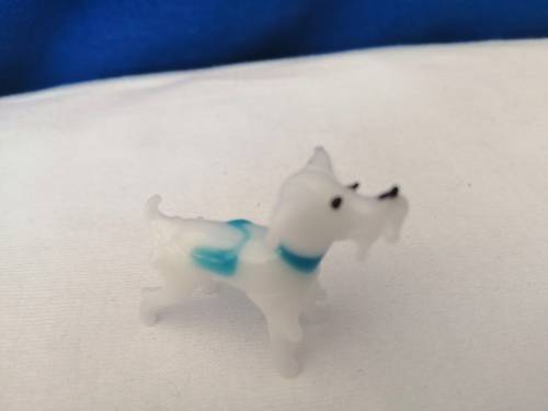 Stunning Vintage Glass Figurine Blue White Dog