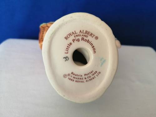 Royal Albert Beatrix Little Pig Robinson