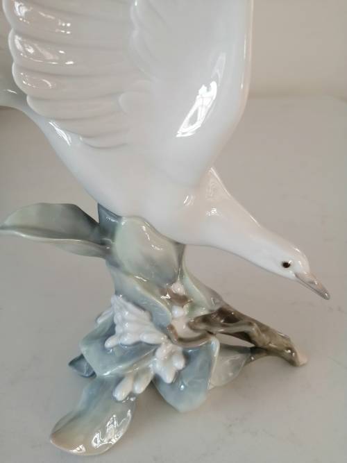 Large Lladro Gloss Bird Figurine Turtle Dove 4550 Handmade In Spain 1969-1998