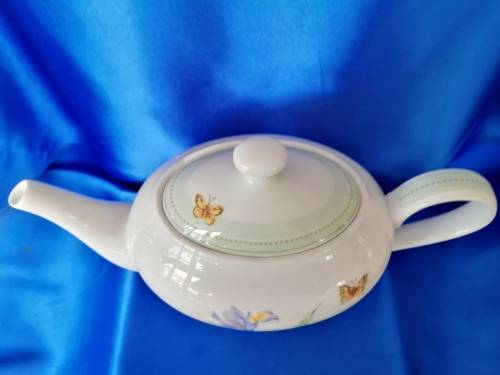 Large Marks and Spencers Tea-Pot