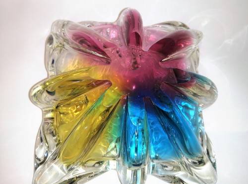 A HEAVY MURANO GLASS MIXED COLOUR BOWL STUNNING *