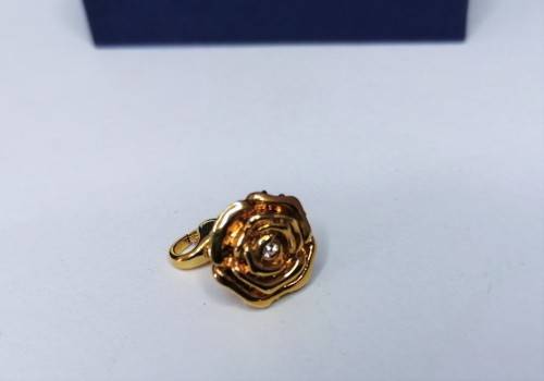 Genuine Swarovski Charm Bracelet Clip On Charm -  Crystal Rose.   #
