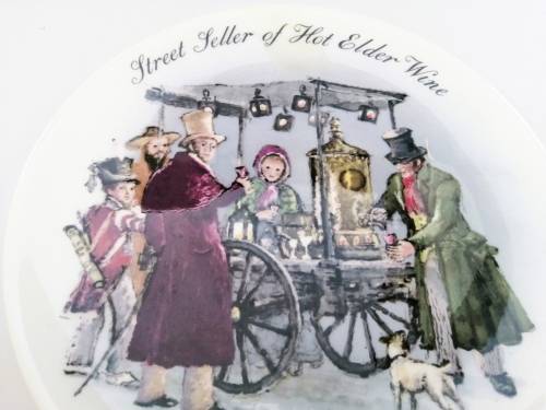Stunning Wedgwood The Street Sellers of London Plate ` Seller of the hot elder wine `1986