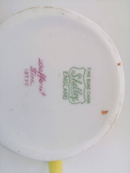 SHELLEY Daffodil Time Milk Jug ENGLAND