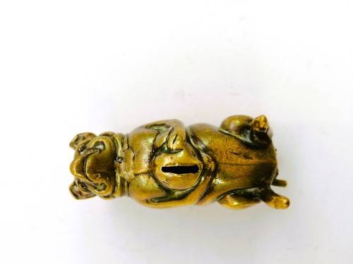 Sitting $$$ BAG Pig NOVELTY TAPE MEASURE ORIGINAL ANTIQUE,c1890 FIGURAL,
