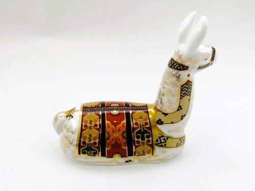 Royal Crown Derby Llama Paperweigh Gold Stopper