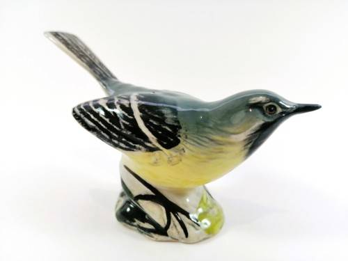 Beswick Grey Wagtail Garden Bird Model 1041